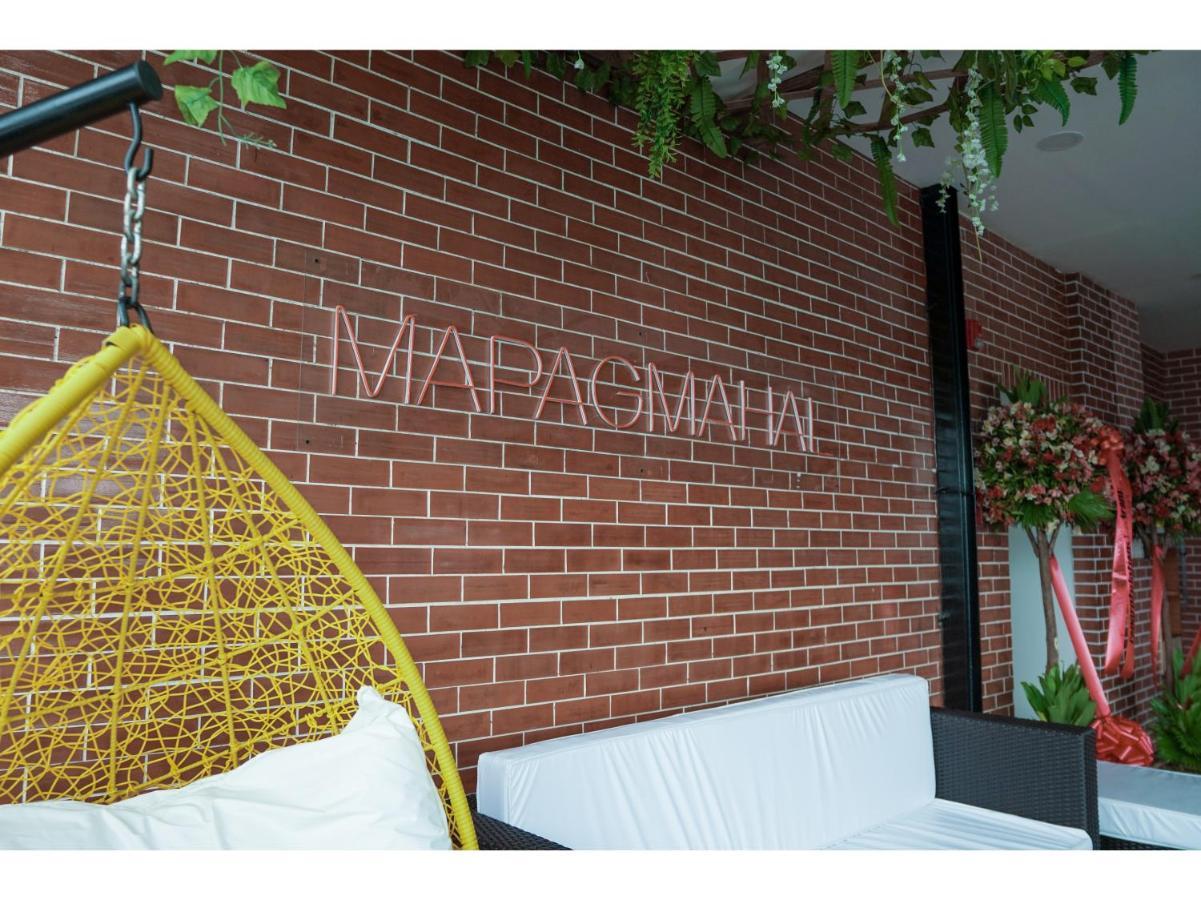 M28 Hotel And Apartments Quezon City Buitenkant foto